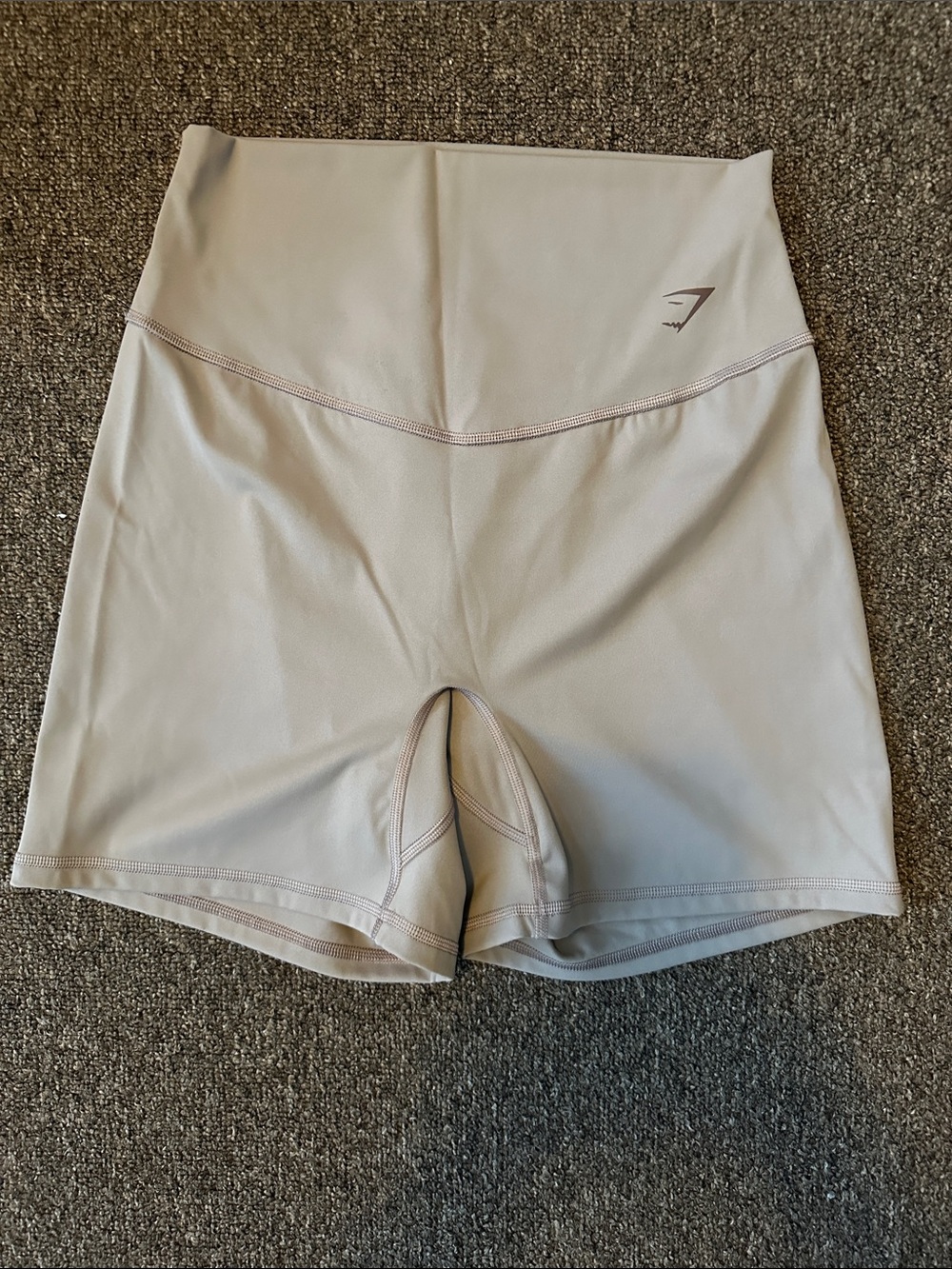 Gymshark High-Waist Seamless Bike Shorts - Light Taupe